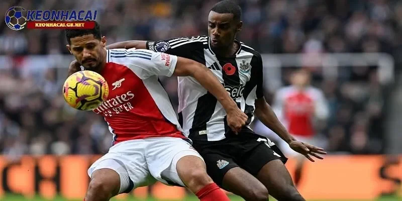 Soi kèo nhà cái Arsenal vs Newcastle United, 22h30 – 18/05/2025
