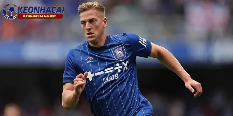 Liam Delap tiến hành kiểm tra y tế tại Chelsea